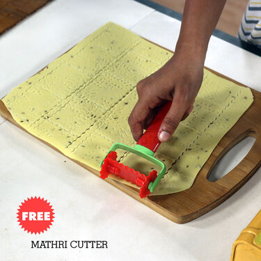 15 Pcs Snack Maker + Free 5Pcs Roller Cutter (15SM8)